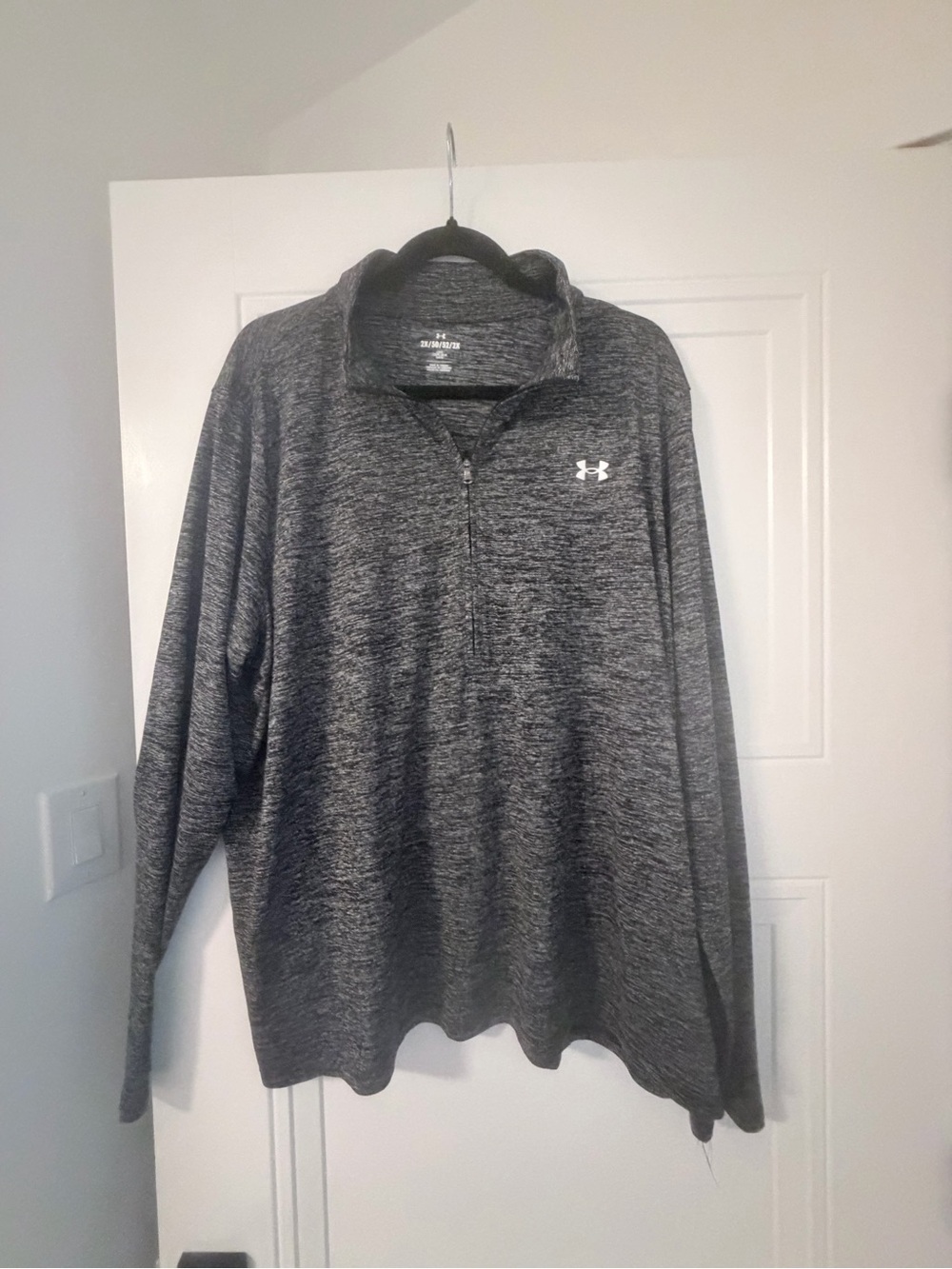Under Armour Women's Gray Heather Quarter-Zip Long Sleeve Top
